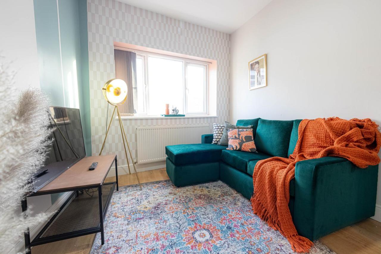 Camden Apartments Next To Market And Tube Station 런던 외부 사진