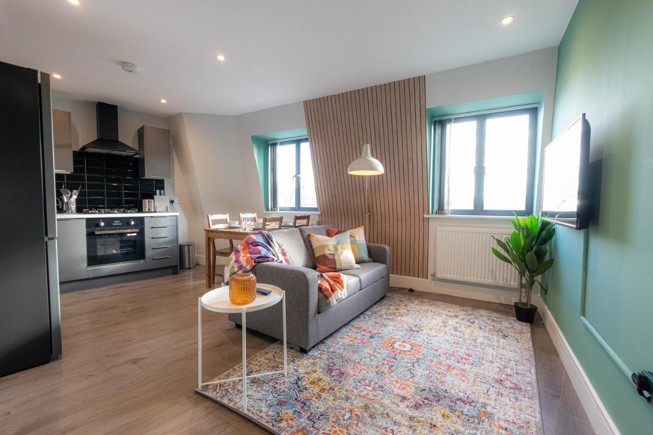 Camden Apartments Next To Market And Tube Station 런던 외부 사진