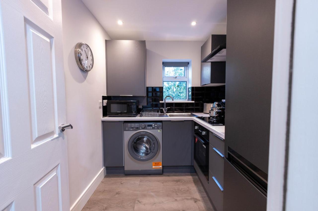 Camden Apartments Next To Market And Tube Station 런던 외부 사진